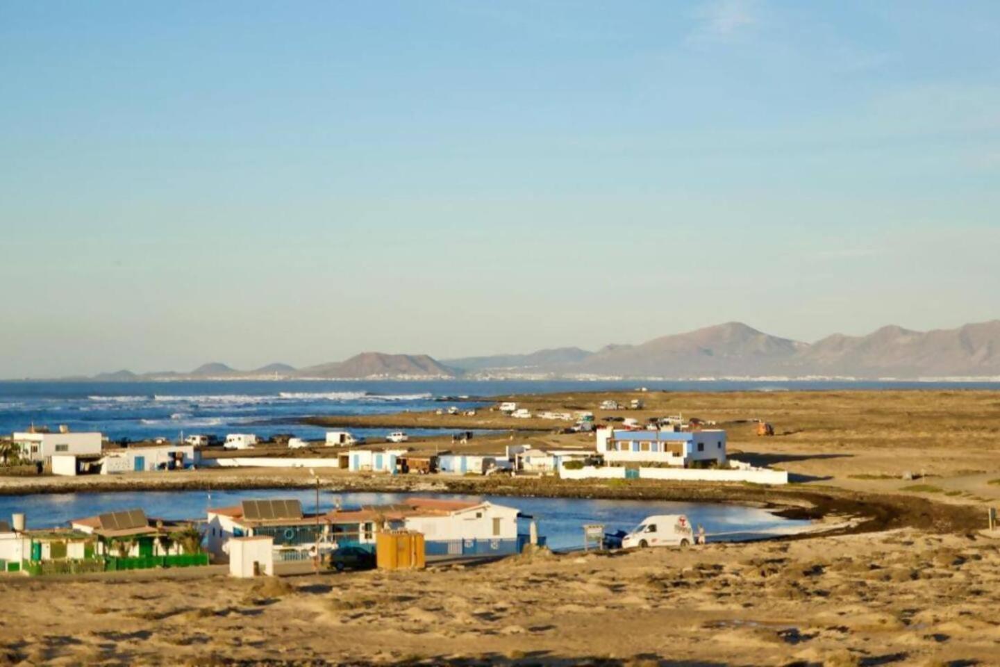 Majanicho Con Piscina Holiday home Lajares